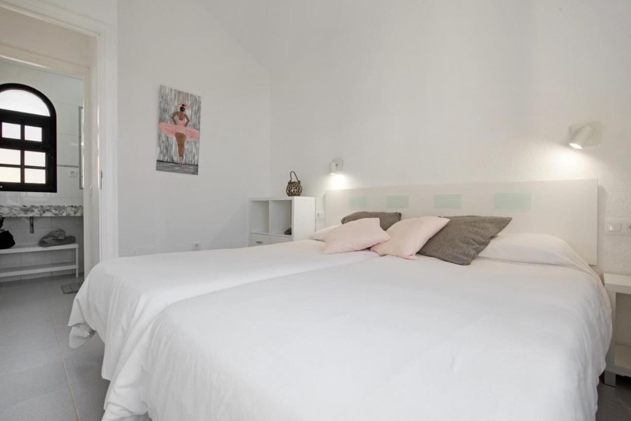 Apartamento Vista Piscina O Terraza, Wifi Gratis กอสตากาลมา ภายนอก รูปภาพ