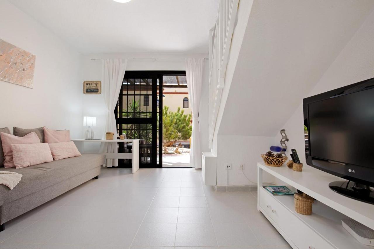 Apartamento Vista Piscina O Terraza, Wifi Gratis กอสตากาลมา ภายนอก รูปภาพ