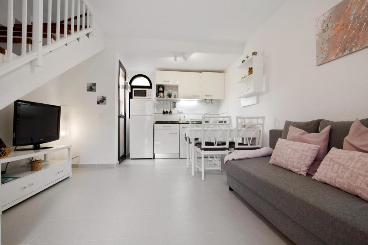 Apartamento Vista Piscina O Terraza, Wifi Gratis กอสตากาลมา ภายนอก รูปภาพ